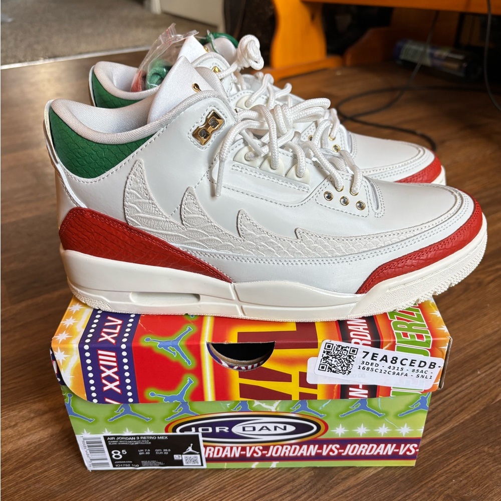 Air Jordan 3 retro ‘El Vuelo’ size 8.5 men’s NWT.